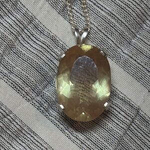 Elegant sterling silver Oregon Sunstone Pendant Necklace. Chain(925) 18” curb ch
